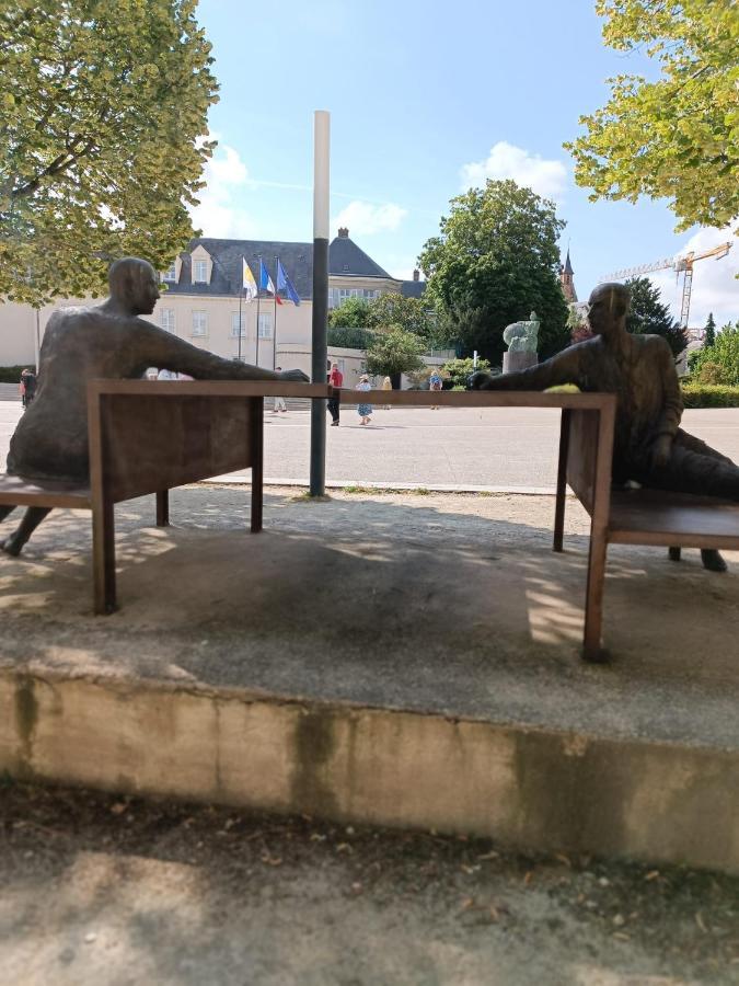L'Eden De Chartres Apartment Bagian luar foto